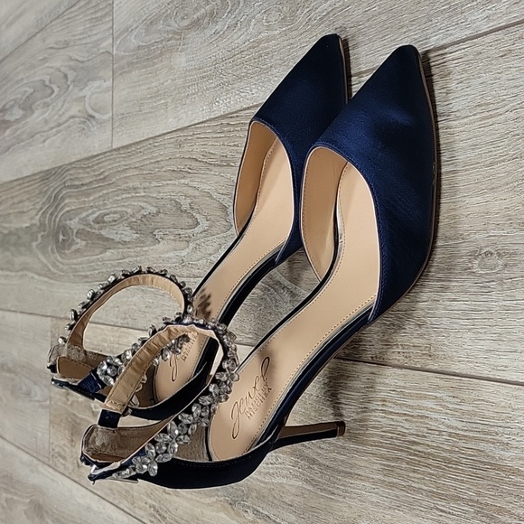 Jewel Badgley Mischka asize 9 Wide Navy Blue Raleigh Pointed Toe Kitten D'Orsay - Picture 1 of 9